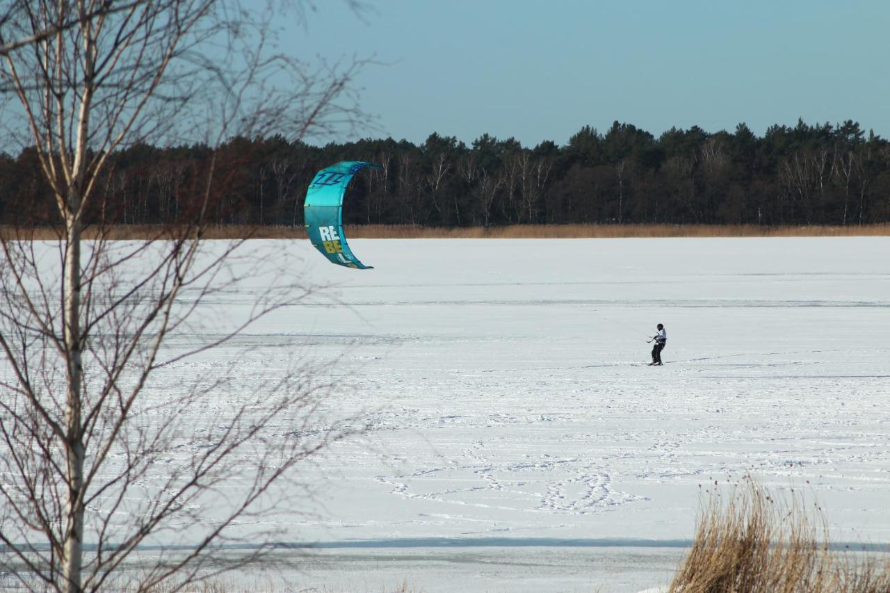 Kite Marina Sarbsk Hotel Buitenkant foto